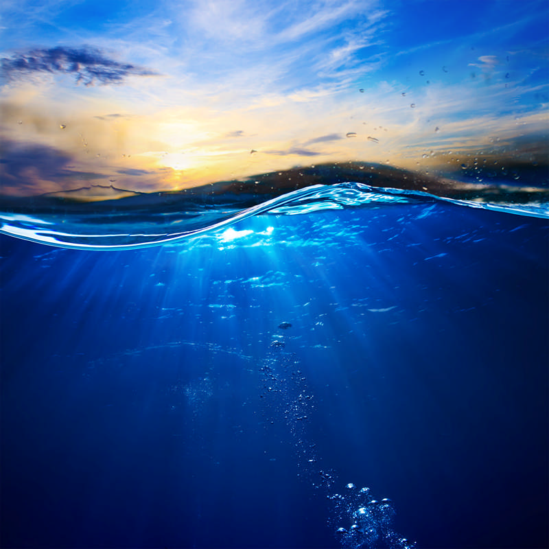 Море